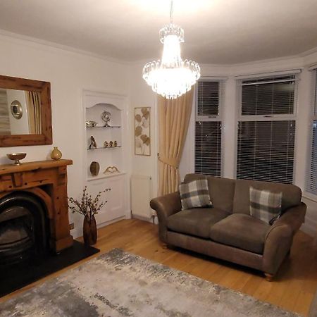 4 Private Bedroom House With 3 Parking Spaces Free Perth Exterior foto